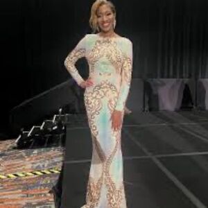 Miss Ord Graphic Sequin Mermaid Formal Dress